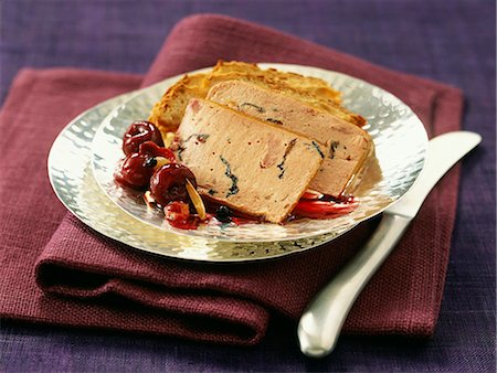 simsearch:652-03804848,k - Duck liver and sour griotte cherry terrine Stock Photo - Premium Royalty-Free, Code: 652-03800351