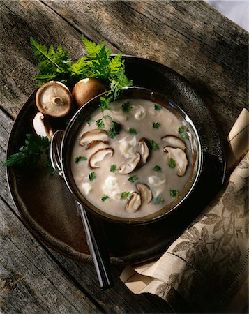 shiitak - Cream of mushroom soup Stock Photo - Premium Royalty-Free, Code: 652-03801887