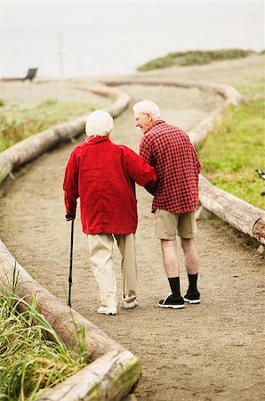 elder care - An elderly couple out for a walk Stock Photo - Premium Royalty-Free, Code: 673-02139170