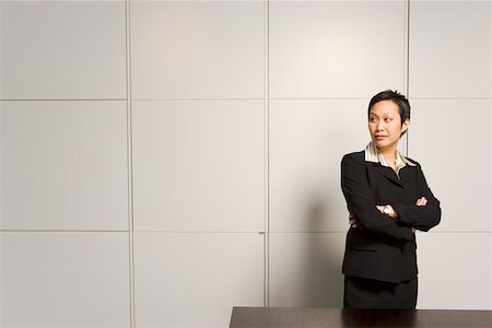 Portrait de jeune femme d'affaires Photographie de stock - Premium Libres de Droits, Code: 673-02139691