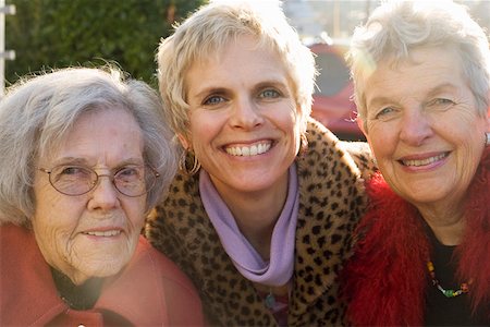 Portrait of three generations of women Stock Photo - Premium Royalty-Free, Code: 673-02140783