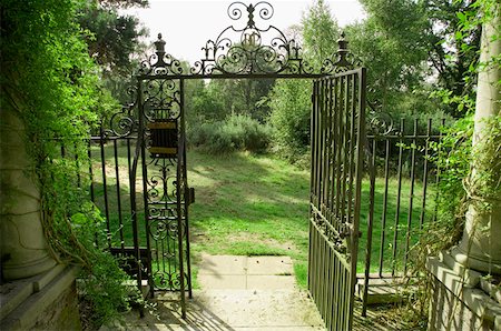 Wrought iron gates, London, United Kingdom Stock Photo - Premium Royalty-Free, Code: 673-02141815