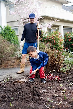 simsearch:673-02143625,k - Father and son gardening Stock Photo - Premium Royalty-Free, Code: 673-02142658