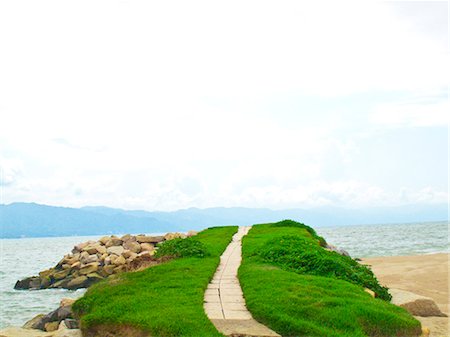 path of stone - sayulita, mexico Stock Photo - Premium Royalty-Free, Code: 673-03405725