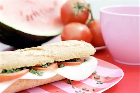 picnicking - Tomato mozzarella sandwich Stock Photo - Premium Royalty-Free, Code: 689-05610203