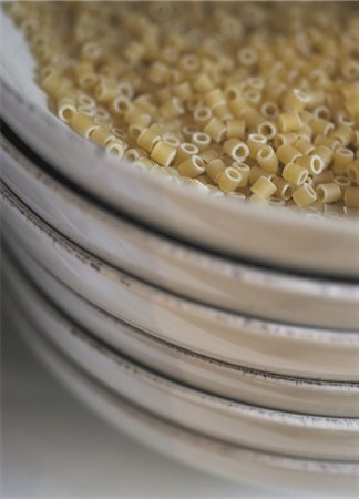 simsearch:689-05610657,k - Plate with uncooked noodles Stock Photo - Premium Royalty-Free, Code: 689-05610547