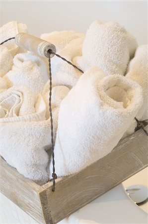 simsearch:689-05610657,k - Rolls of bath towels Stock Photo - Premium Royalty-Free, Code: 689-05610640