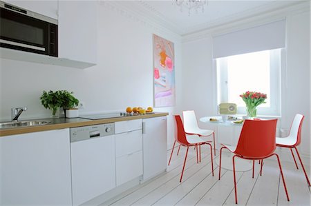 dining area - Bright kitchen with dining area Stock Photo - Premium Royalty-Free, Code: 689-05611014