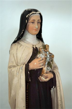 Virgin Mary figurine Stock Photo - Premium Royalty-Free, Code: 689-05612525