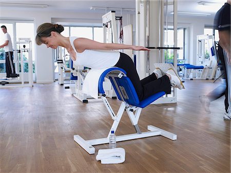 simsearch:689-03131217,k - workout at the torso lifter Stock Photo - Premium Royalty-Free, Code: 689-03131223