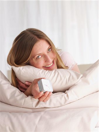 simsearch:689-03131547,k - young woman in bed Stock Photo - Premium Royalty-Free, Code: 689-03131306