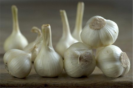 savor food - Garlic bulbs Stock Photo - Premium Royalty-Free, Code: 689-03733272