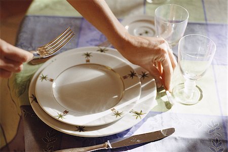 placing - Setting table Stock Photo - Premium Royalty-Free, Code: 695-05769310