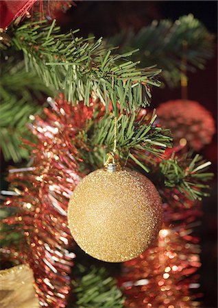 simsearch:632-06118429,k - Christmas decoration on tree, close-up Stock Photo - Premium Royalty-Free, Code: 695-05763050
