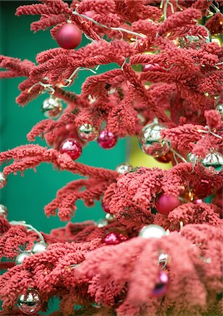 simsearch:633-02418107,k - Christmas decorations on red christmas tree, close-up Stock Photo - Premium Royalty-Free, Code: 695-05763113