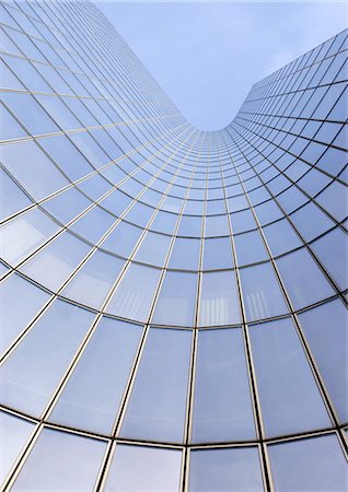 Skyscraper, low angle, abstract view Stock Photo - Premium Royalty-Free, Code: 695-05763990