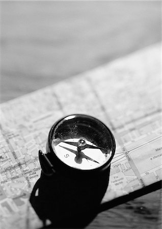 Compass, b&w. Stock Photo - Premium Royalty-Free, Code: 695-05775529