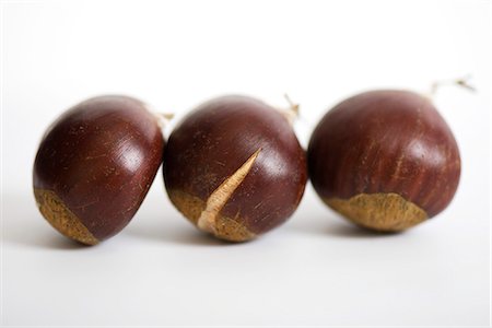 simsearch:614-05955760,k - Chestnuts Stock Photo - Premium Royalty-Free, Code: 695-05780183
