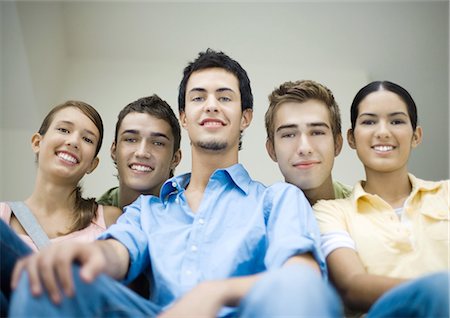 simsearch:695-03382482,k - Group of teenage friends, portrait Stock Photo - Premium Royalty-Free, Code: 695-03374449