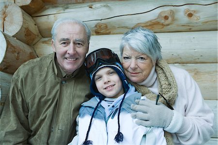 simsearch:696-03401677,k - Boy with grandparents, wearing winter clothes, portrait Stock Photo - Premium Royalty-Free, Code: 695-03376179