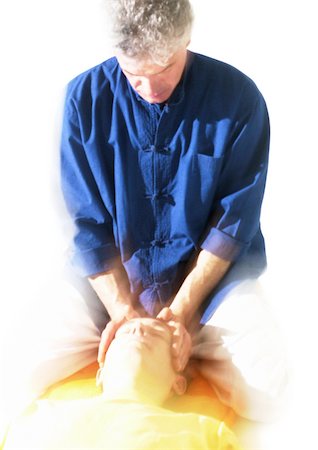 simsearch:649-06164622,k - Massage therapist massaging man's head Stock Photo - Premium Royalty-Free, Code: 695-03385783