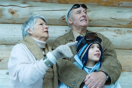 simsearch:696-03401677,k - Senior couple with grandson in winter clothing, portrait Stock Photo - Premium Royalty-Free, Code: 695-03389271