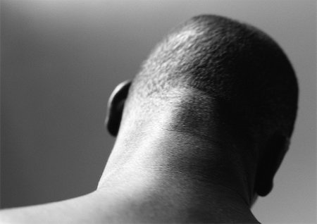 simsearch:695-03382414,k - Back of man's head, close up, black and white. Stock Photo - Premium Royalty-Free, Code: 695-03382392