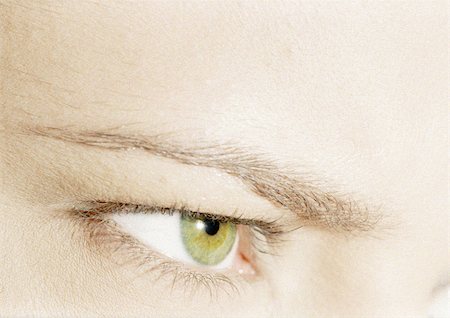 simsearch:400-04790516,k - Woman's hazel eye, view from the side. Stock Photo - Premium Royalty-Free, Code: 695-03383040