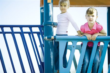 simsearch:632-01193783,k - Children on playground equipment Stock Photo - Premium Royalty-Free, Code: 696-03394002