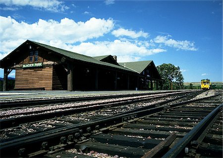 Railway station at Glacier National Park, Montana, United States Stock Photo - Premium Royalty-Free, Code: 696-03396268