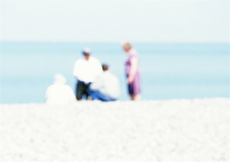 simsearch:696-03399615,k - Group of people on beach, blurred Stock Photo - Premium Royalty-Free, Code: 696-03399604