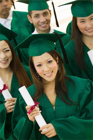 simsearch:693-06014177,k - Group of graduates with diplomas, elevated view Stock Photo - Premium Royalty-Free, Code: 693-06014155