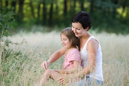 Mother and Daughter in a Field Stock Photo - Premium Royalty-Free, Code: 693-03314005