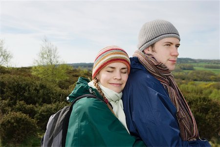 Young Hiking Couple Standing Together Foto de stock - Sin royalties Premium, Código: 693-03313073