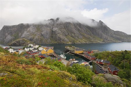 simsearch:693-03557828,k - Fishing village on the Lofoten Islands, Norway Foto de stock - Sin royalties Premium, Código: 693-03557829