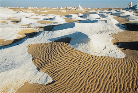 Sand Lying Across Mineral Deposits Stock Photo - Premium Royalty-Free, Code: 693-03686690