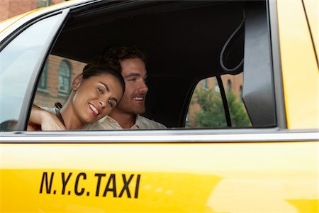 Couple in Taxi Foto de stock - Sin royalties Premium, Código: 693-03707636