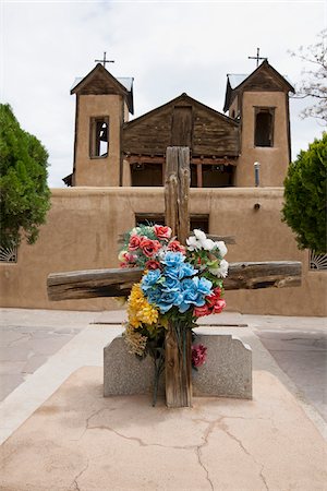 religious cross nobody - El Santuario de Chimayo, Chimayo, New Mexico, USA Stock Photo - Rights-Managed, Code: 700-04003360