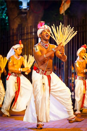 simsearch:700-05642250,k - Coconut Flower Dancers, Esala Perahera Festival, Kandy, Sri Lanka Foto de stock - Con derechos protegidos, Código: 700-05642318