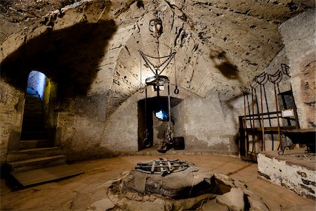 sinister - Torture Chamber, Golden Lane, Prague, Czech Republic Stock Photo - Rights-Managed, Code: 700-05642447