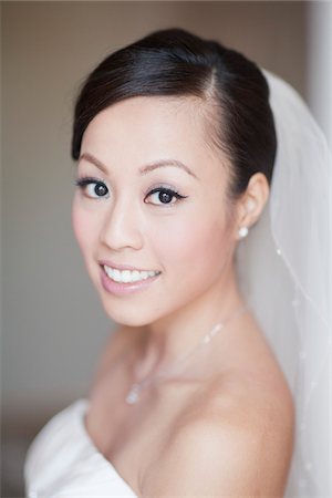 smiling bride - Portrait of Bride Stock Photo - Rights-Managed, Code: 700-05786447