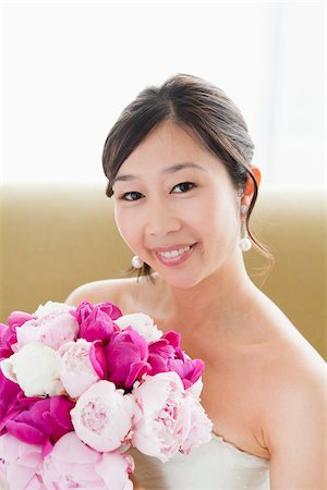 simsearch:600-03659143,k - Portrait of Bride Stock Photo - Rights-Managed, Code: 700-05786616