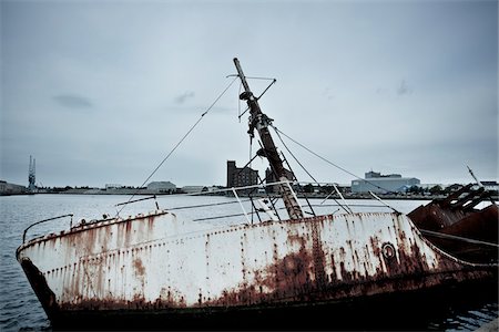 sinking building - Sinking Boat, Liverpool, England Stock Photo - Rights-Managed, Code: 700-05803634