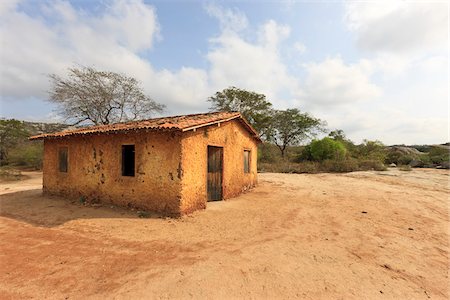 simsearch:700-05810249,k - Mud House, Pai Mateus, Cabaceiras, Paraiba, Brazil Stock Photo - Rights-Managed, Code: 700-05810229