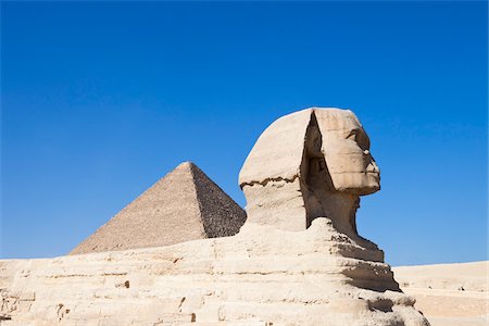 pyramids - Sphinx and Pyramid at Giza, Cairo, Egypt Foto de stock - Con derechos protegidos, Código: 700-05855205