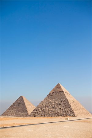 road to endurance - Pyramids of Giza, Cairo, Egypt Stock Photo - Rights-Managed, Code: 700-05855200