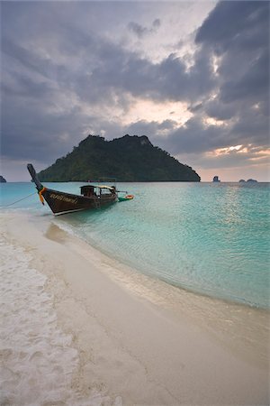 dk and dennie cody - Koh Mor and Tup Island, Andaman Sea, near Krabi, Thailand Stock Photo - Rights-Managed, Code: 700-06009364