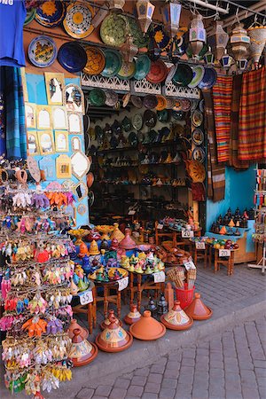 Boutique au Souk traditionnel, Marrakech, Maroc Photographie de stock - Rights-Managed, Code: 700-06038017