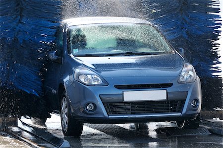 scrubbing - Car in Car Wash Stock Photo - Rights-Managed, Code: 700-06119775