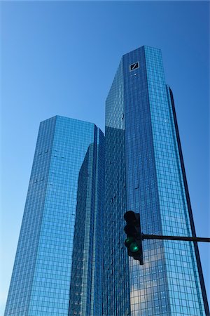 Deutsche Bank Skyscraper and Green Traffic Light, Frankfurt am Main, Hesse, Germany Stock Photo - Rights-Managed, Code: 700-06144836